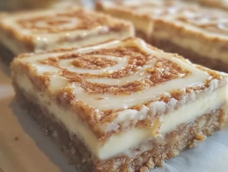 Cinnamon Roll Bliss Bars