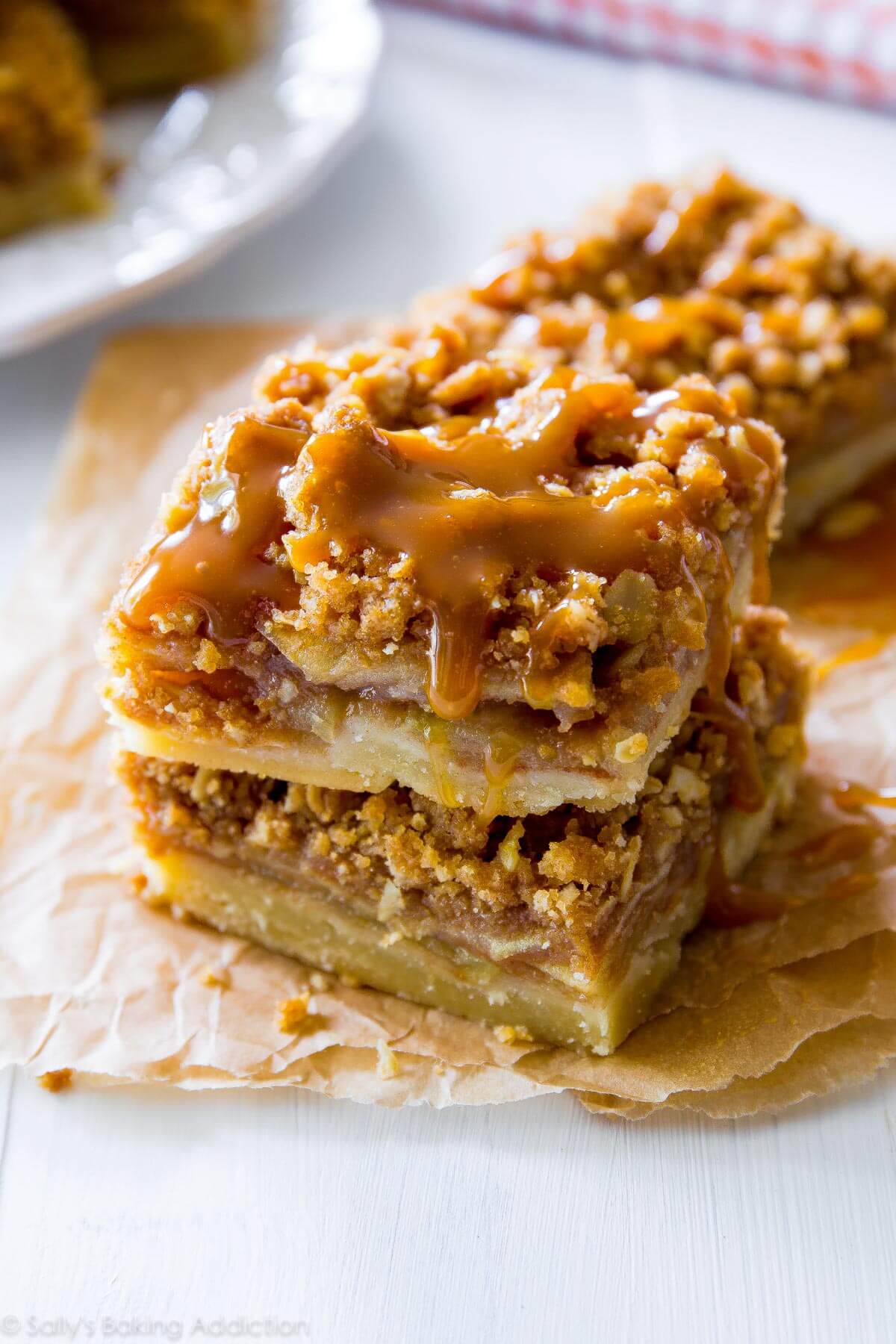 Irresistible Salted Caramel Apple Bars for Fall